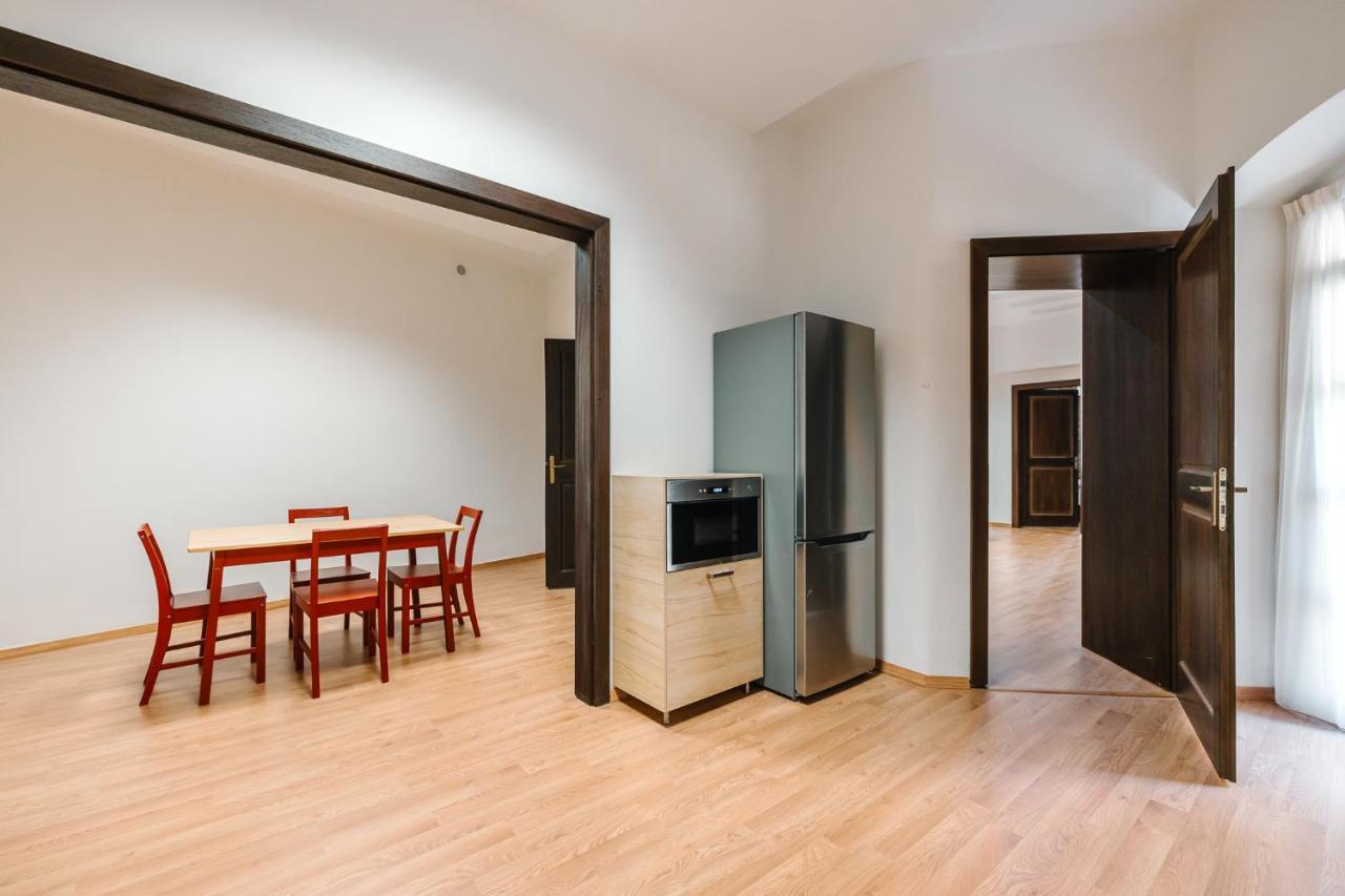 Michalska Residence 1 Bratislava Esterno foto